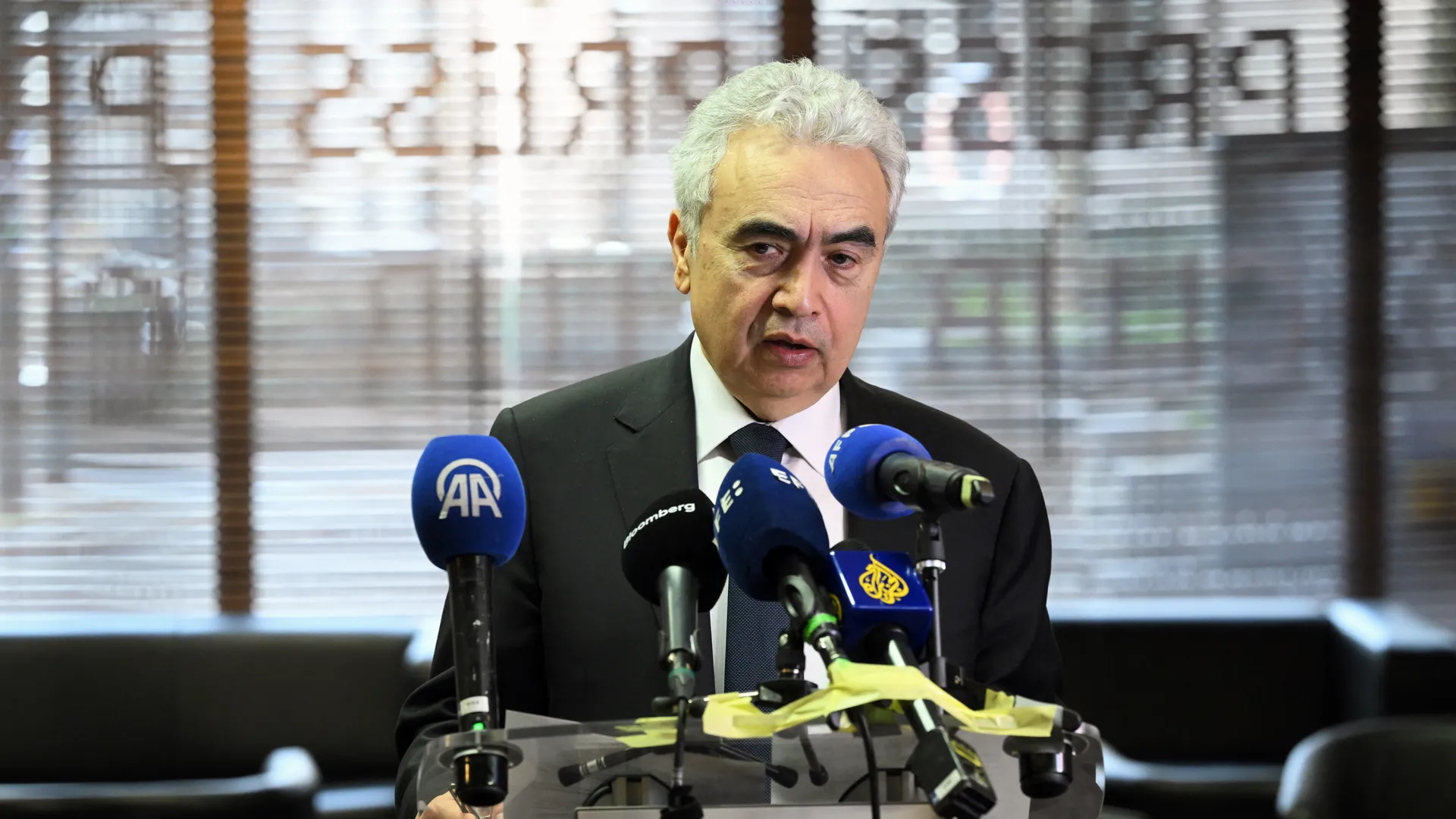 IEA Executive Director Fatih Birol announcing the historic 400-million-barrel reserve release on March 6